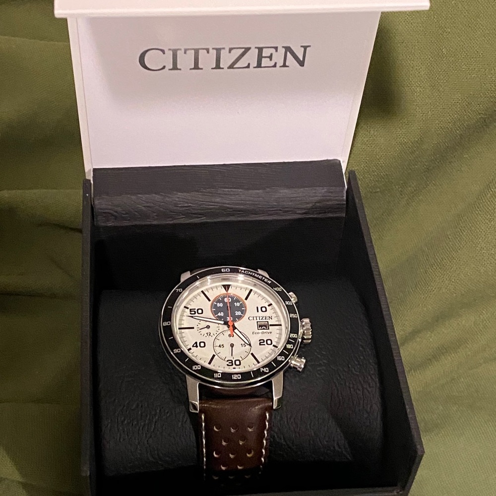 Citizen Watch - Picture 2 of 14
